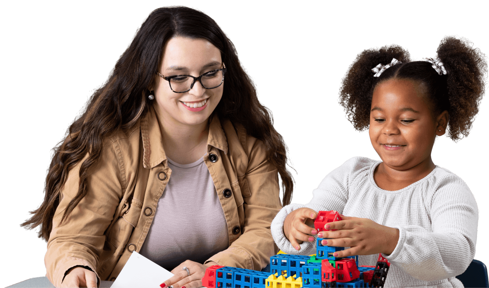 Teacher-playing-with-student-the-blocks-KSE-thumbnail-02