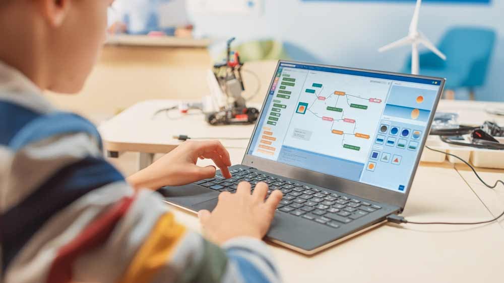 stem-maker-kits-for-kids-kid-spark-education